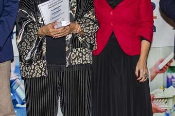 Los farmaceúticos de Las Palmas reconocen a las teldenses Pino Oliva y Mercedes Martín por sus 50 años de colegiada/TA.